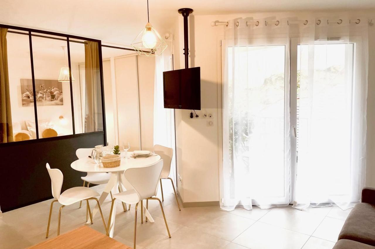Le Quartz Tresum In A Modern Residence Near The Lake Garage Included Аннесі Екстер'єр фото