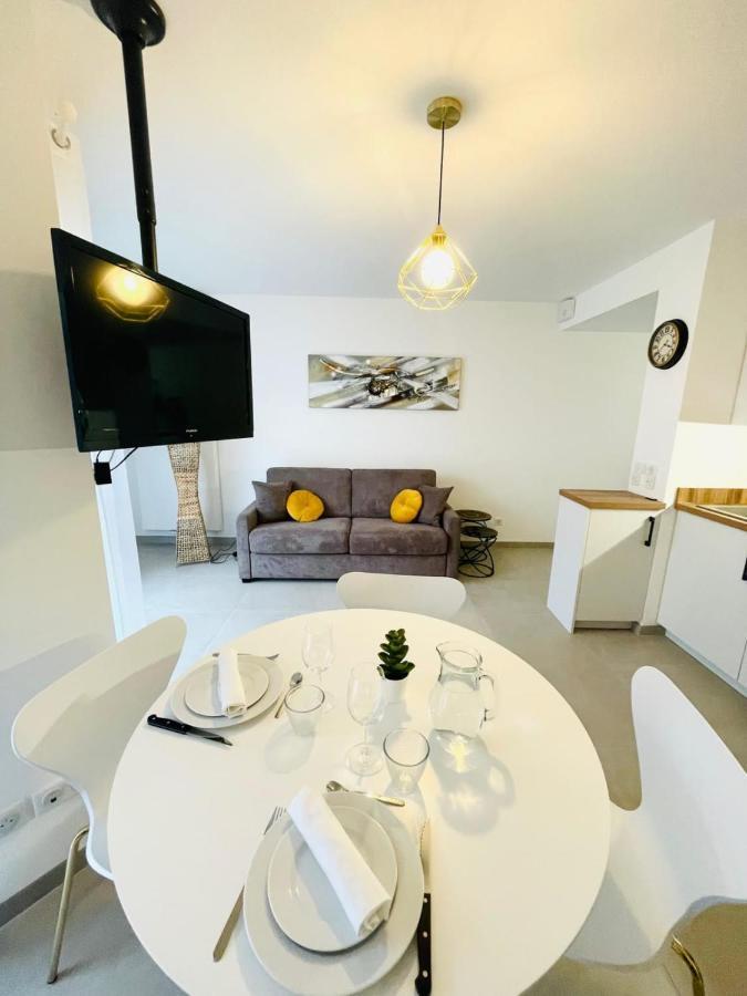 Le Quartz Tresum In A Modern Residence Near The Lake Garage Included Аннесі Екстер'єр фото