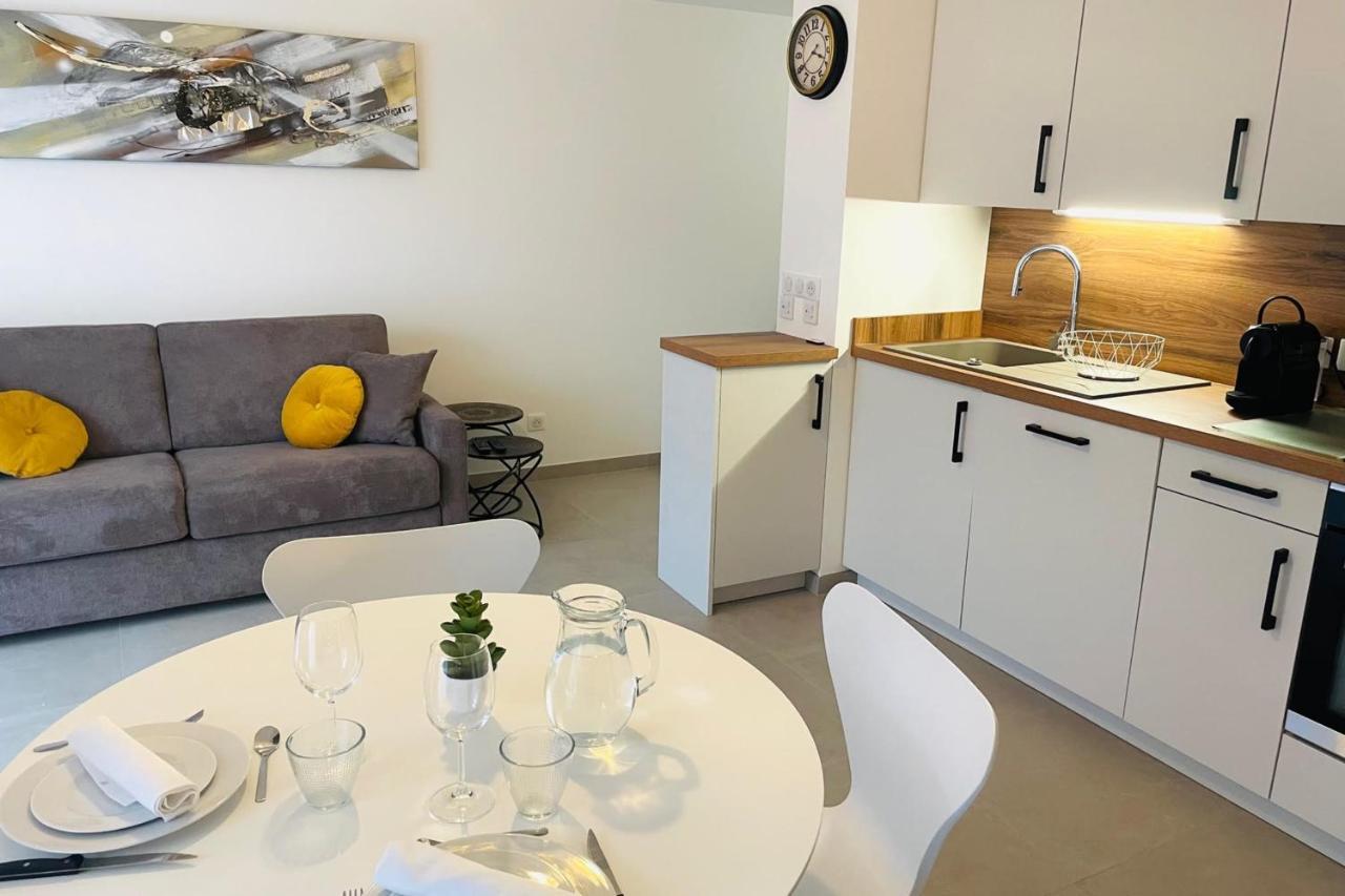 Le Quartz Tresum In A Modern Residence Near The Lake Garage Included Аннесі Екстер'єр фото